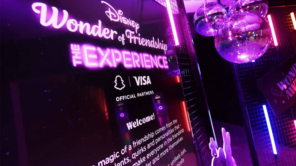 Immersive Disney Wonder of Friendship Real-time interactive 3D Experience Event Entrance