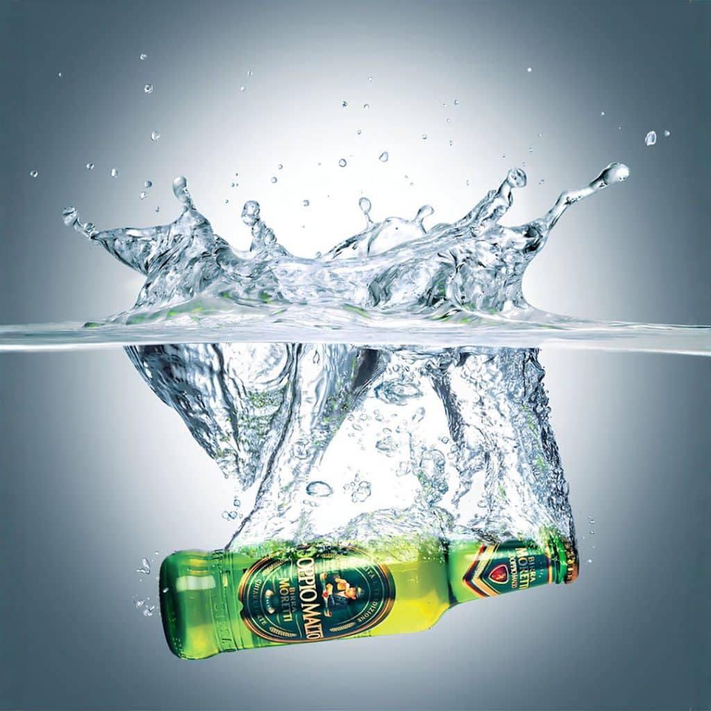 CGI Beer Splash Art Dynamic Beverage Simulation Birra Moretti