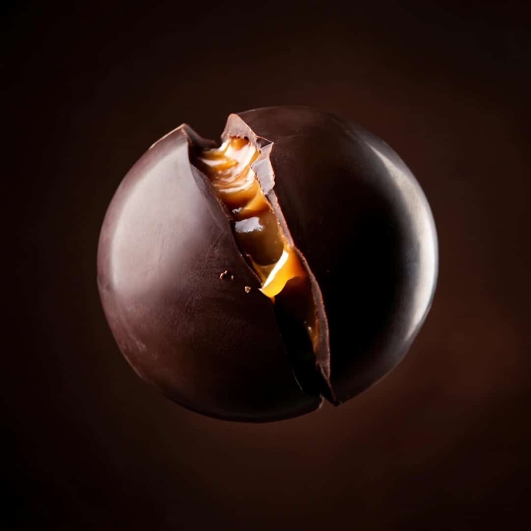 Chocolate Bomb Hyper-Realistic Visualisation Overlay